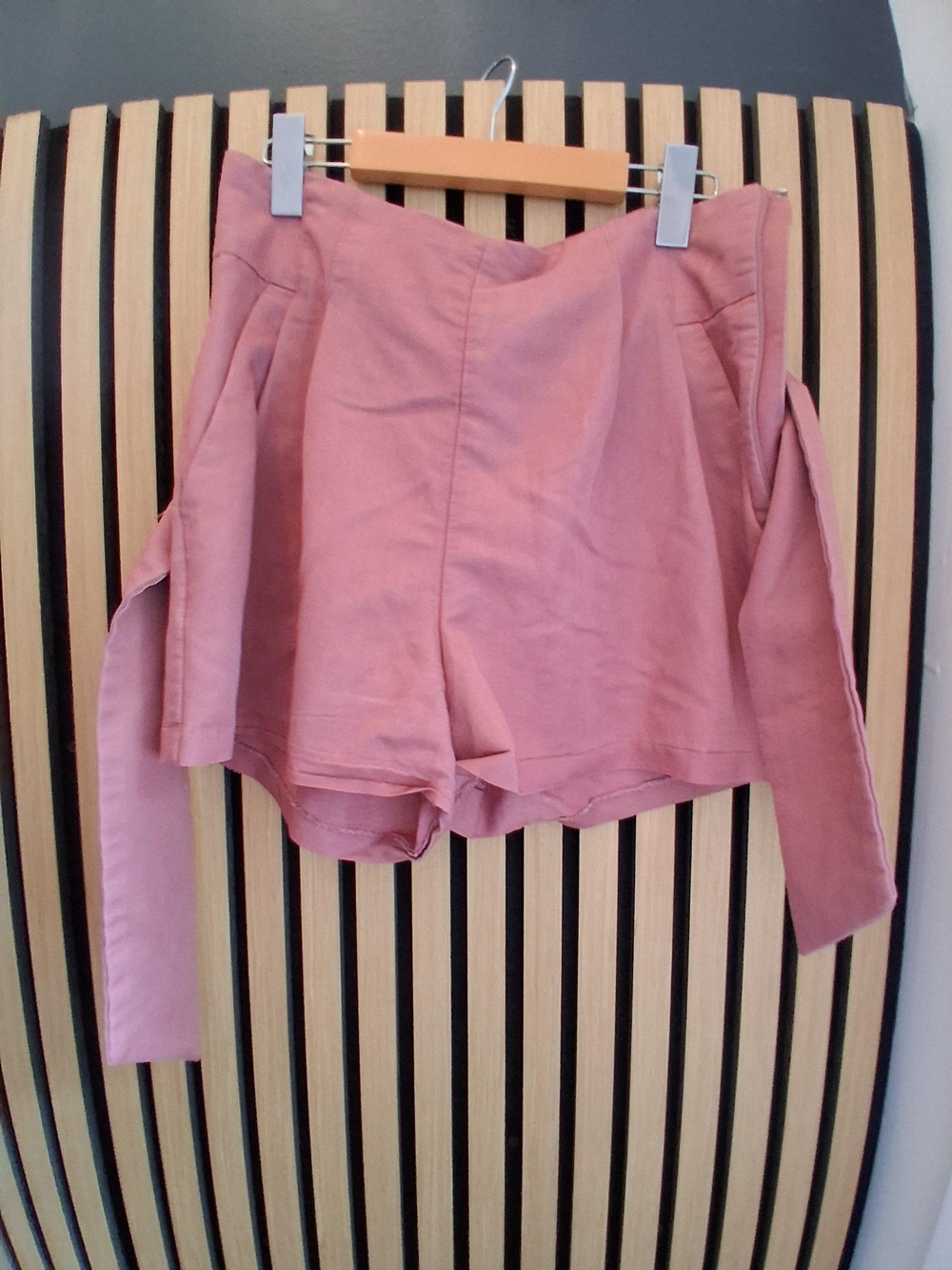 Dynamite Dusty Rose High-Waist Shorts